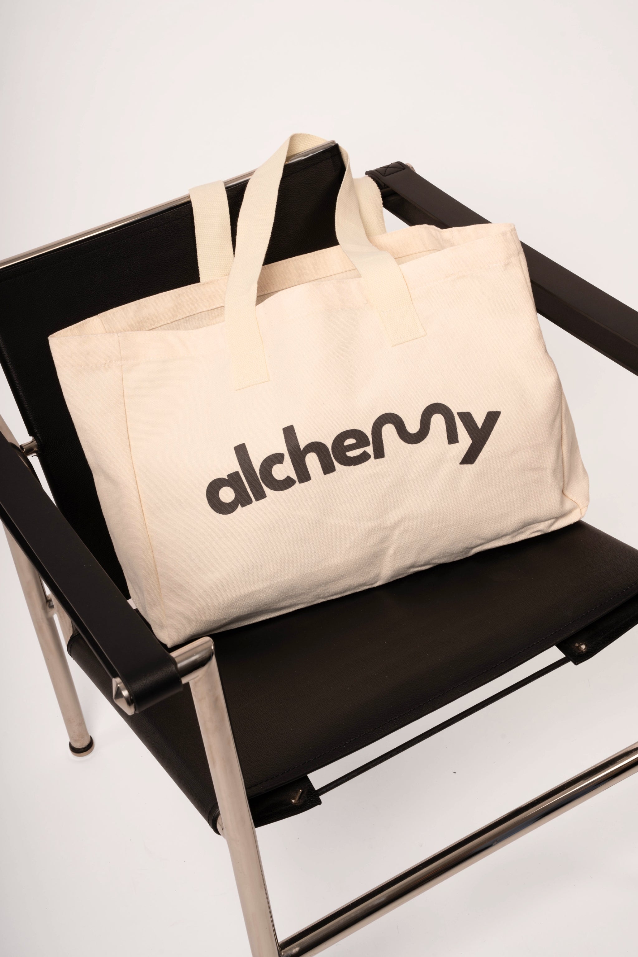 Bolso de oreja Alchemy